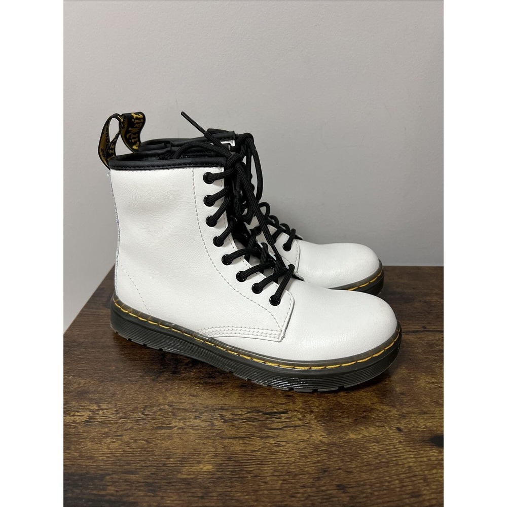 Dr Doc Martens White Air Wair Boots AW004 Kids Youth Size 2 Punk‎ Goth ZAVALA J